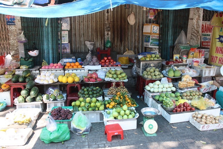 チューマンチン通りの青空市場