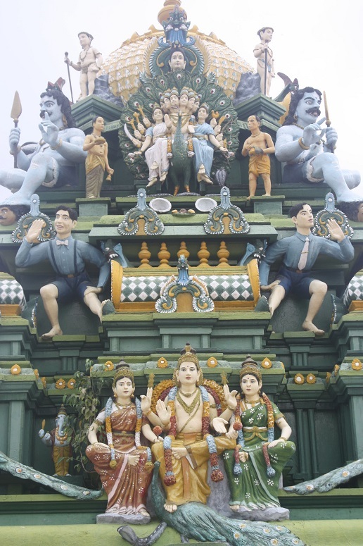 ヒンドゥー教の神々の彫刻