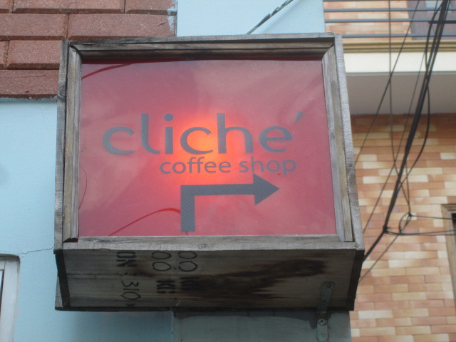 Cliché Coffeeの看板