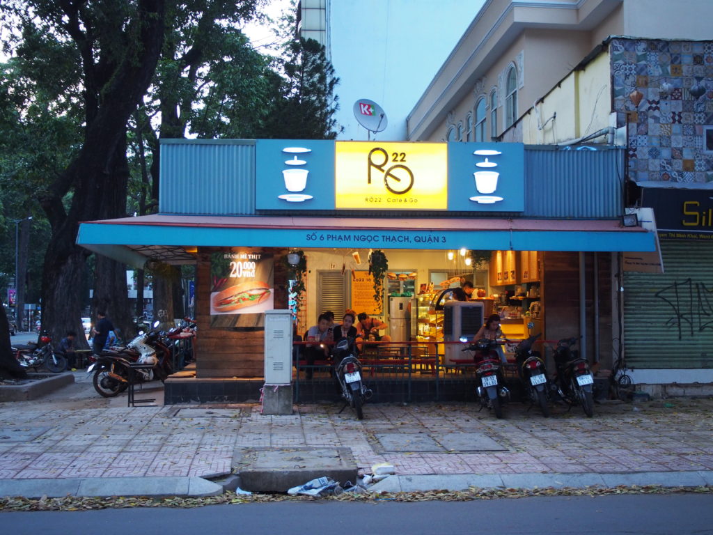 RO22 Café & Go