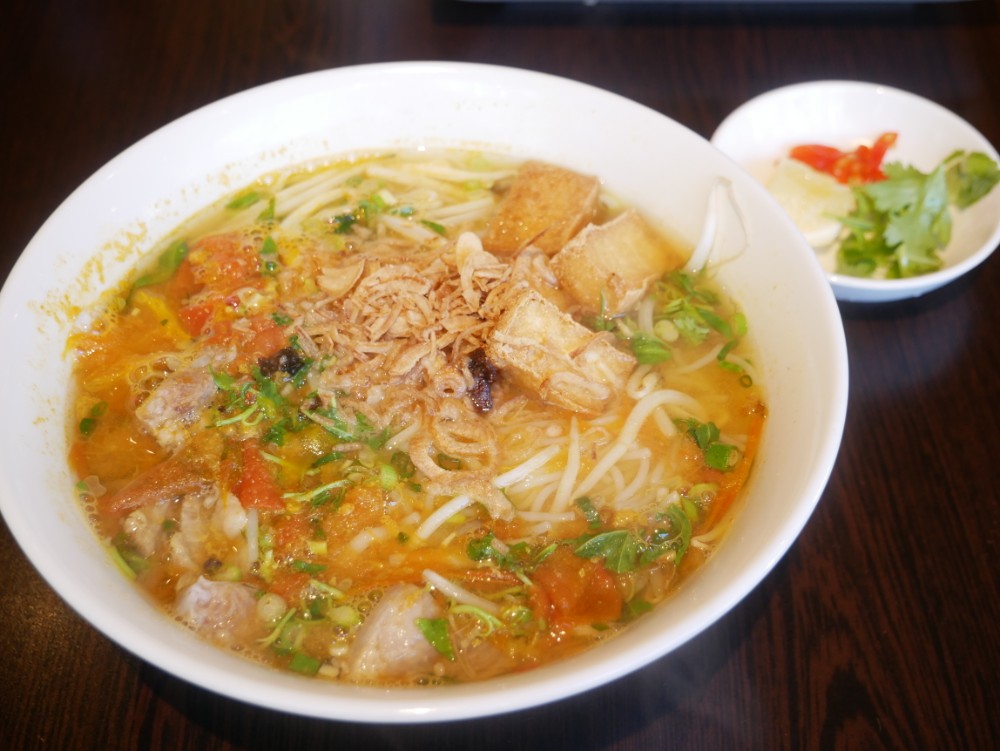 【名古屋市千種区今池】ベトナム料理の種類が豊富なディープなレストラン「Nha Hang Sen Viet」