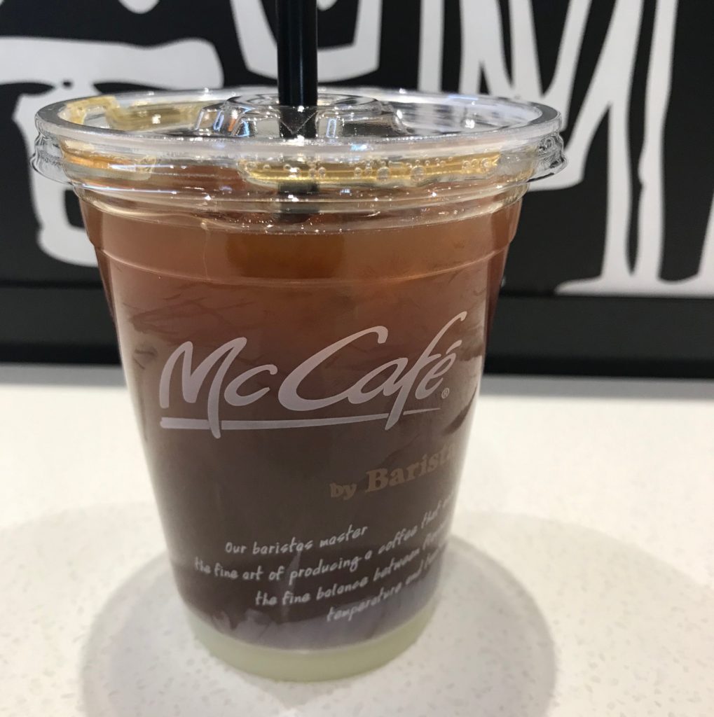 【マクドナルド】限定発売の「ベトナムコーヒー風 練乳アメリカーノ」を飲んできました。